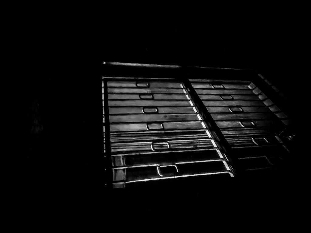 Linger in your&nbsp;hold